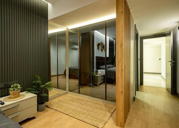 The Sea Cliff Signature