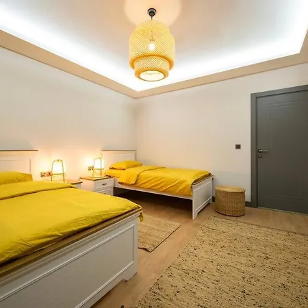 The Sea Cliff Signature