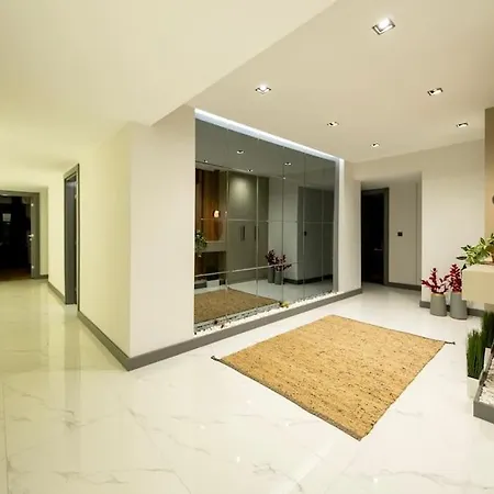 The Sea Cliff Signature