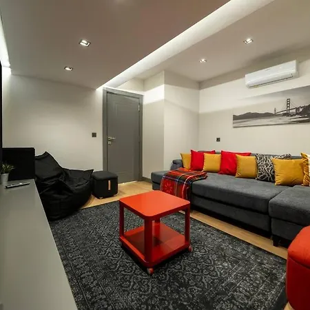 The Sea Cliff Signature Apartment Antalya